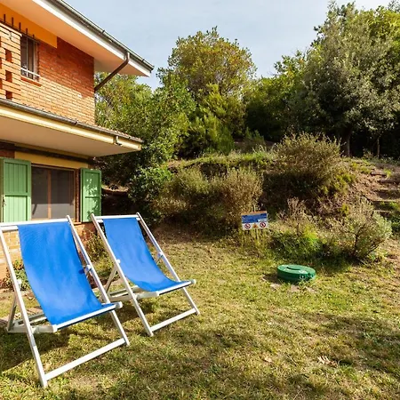 Tra Mare E Monti Massarosa